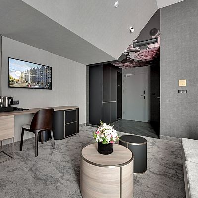 Studio DeLuxe